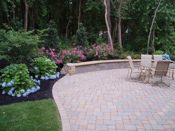 Hardscape | Young's Landscape Management, Inc.