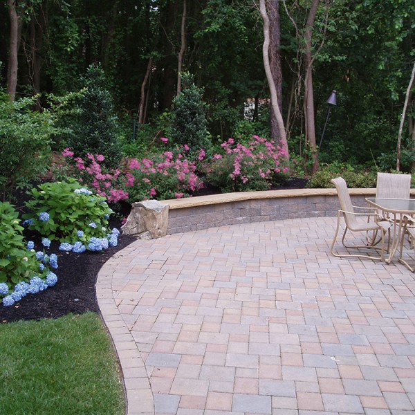 Hardscape | Young's Landscape Management, Inc.