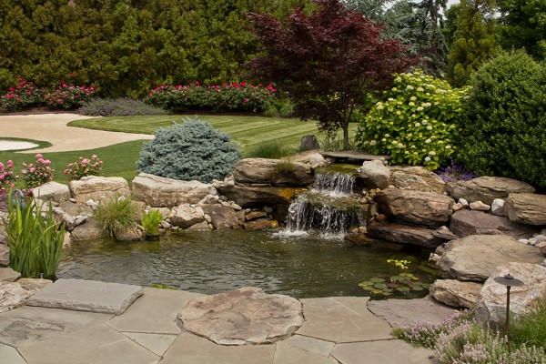 Water Feature | Young's Landscape Management, Inc.